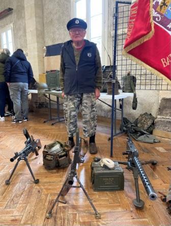 Expo arme lourdes